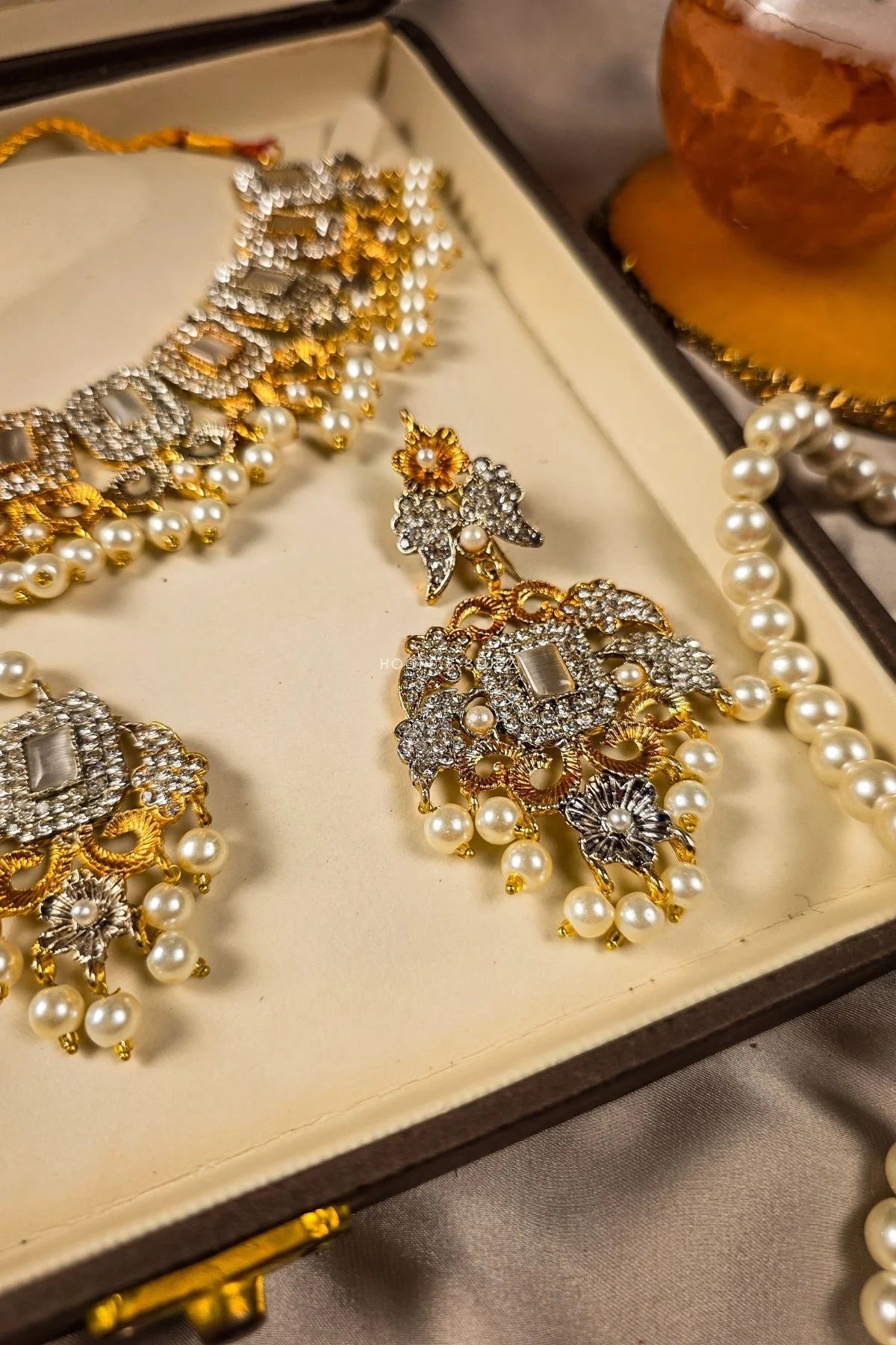 Laila Two toned Bridal Jewelry Set