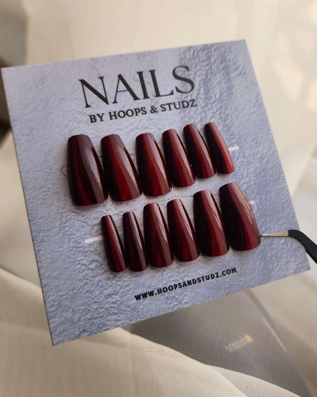 Cat Eye Reflective Long Almond Deep Red Press on Nails - N021