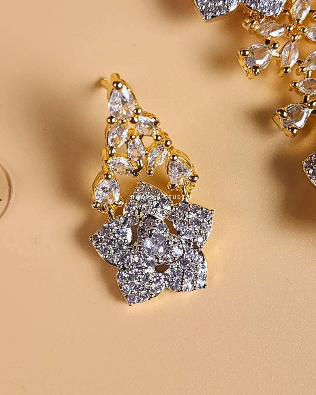 Safa Zircon Choker Set