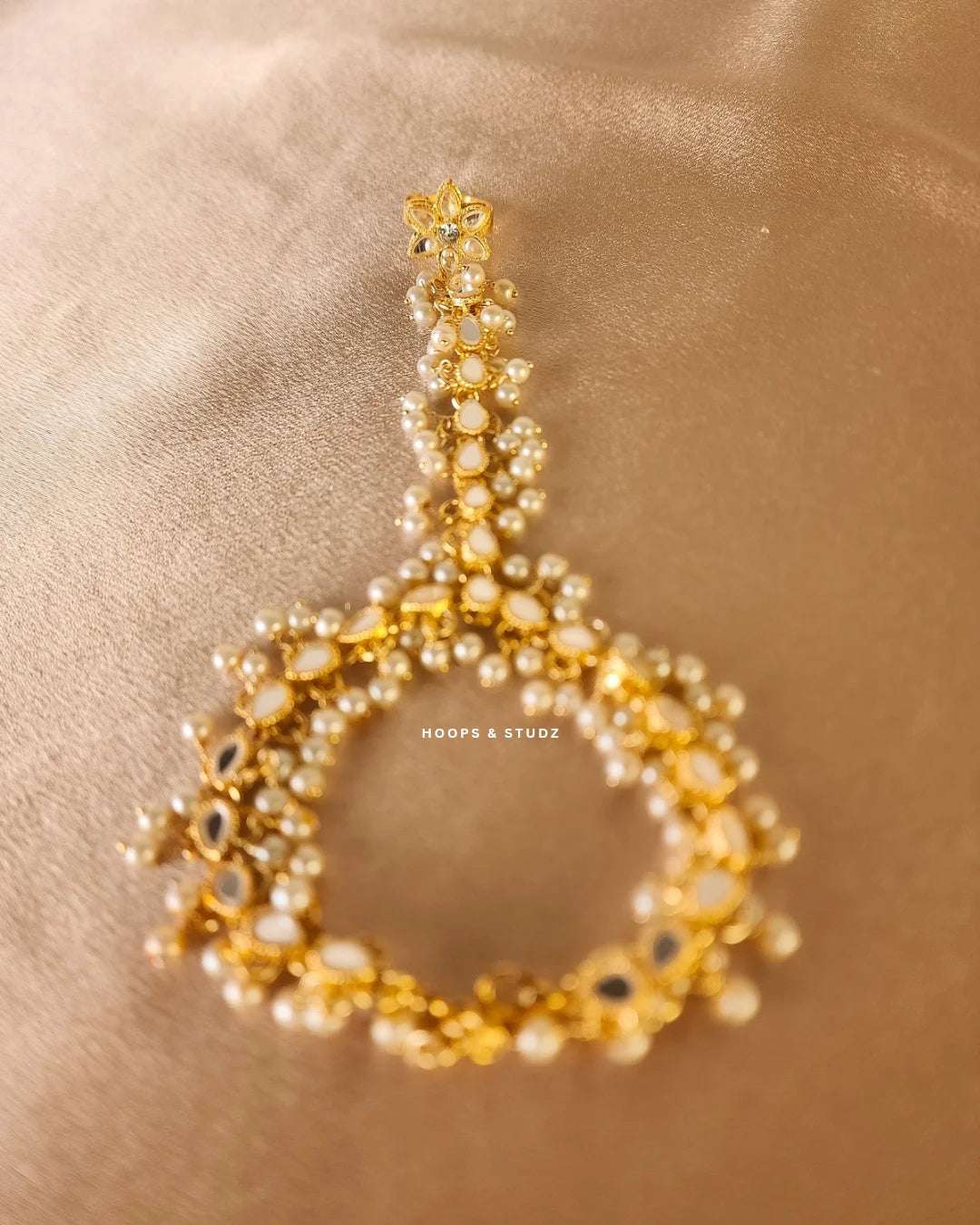 Pearly Hand Angla- Golden