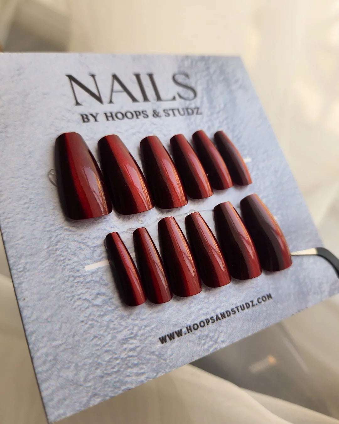 Cat Eye Reflective Long Almond Deep Red Press on Nails - N021