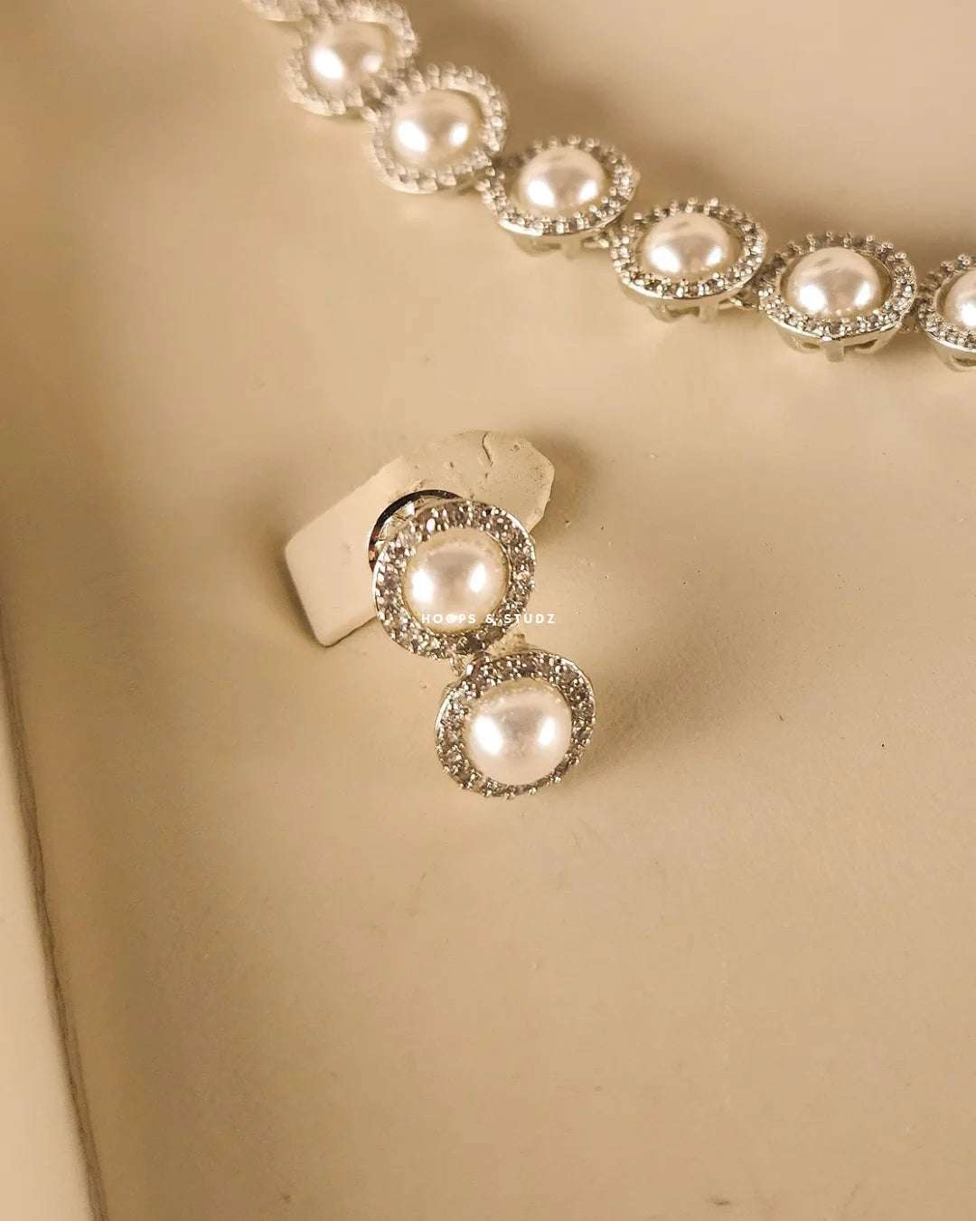 Seepi - Pearl & Zircon Choker Set