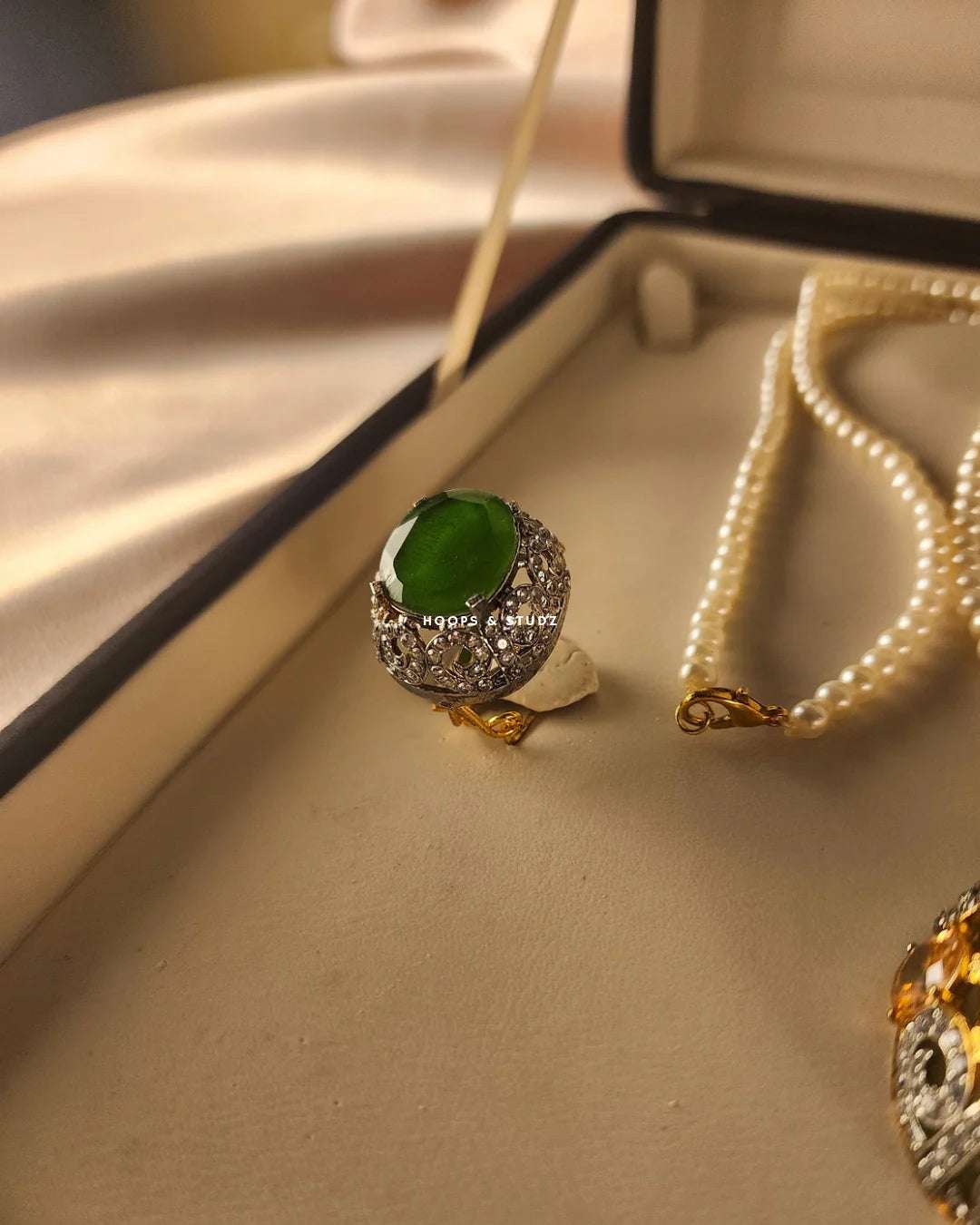 Jashan - Pearl Necklace Set - Green