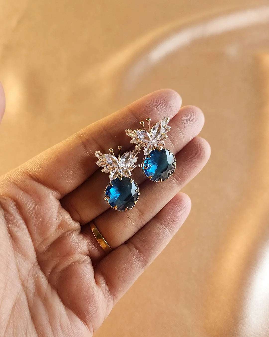 Riley Droplet Crystal Earrings