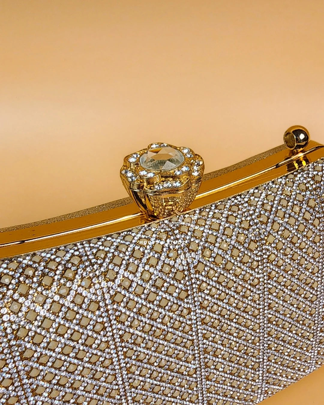Donna Bridal Fancy Hand Clutch