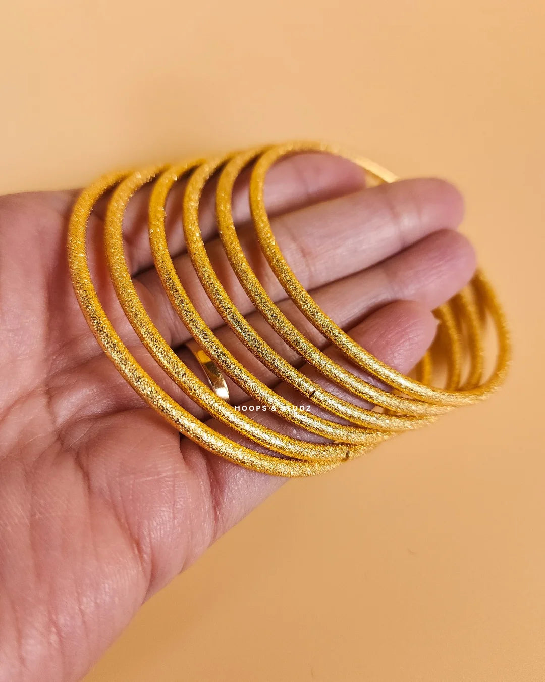 Dhanak Chooriyan in Matte Golden