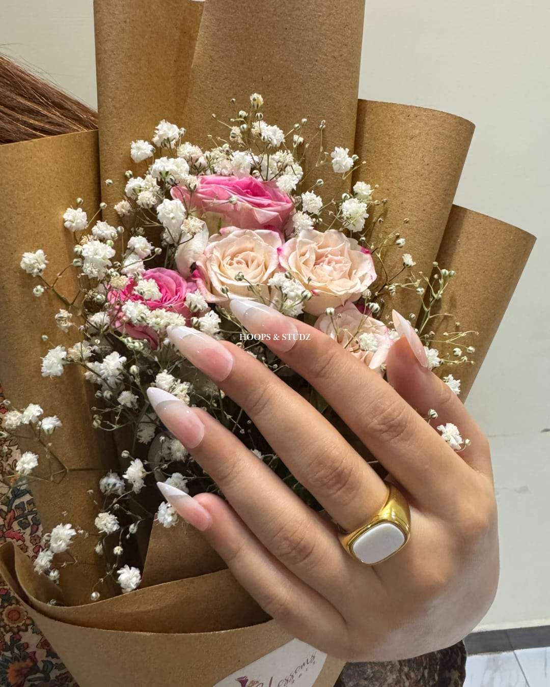French Almond Press on Nails - N007