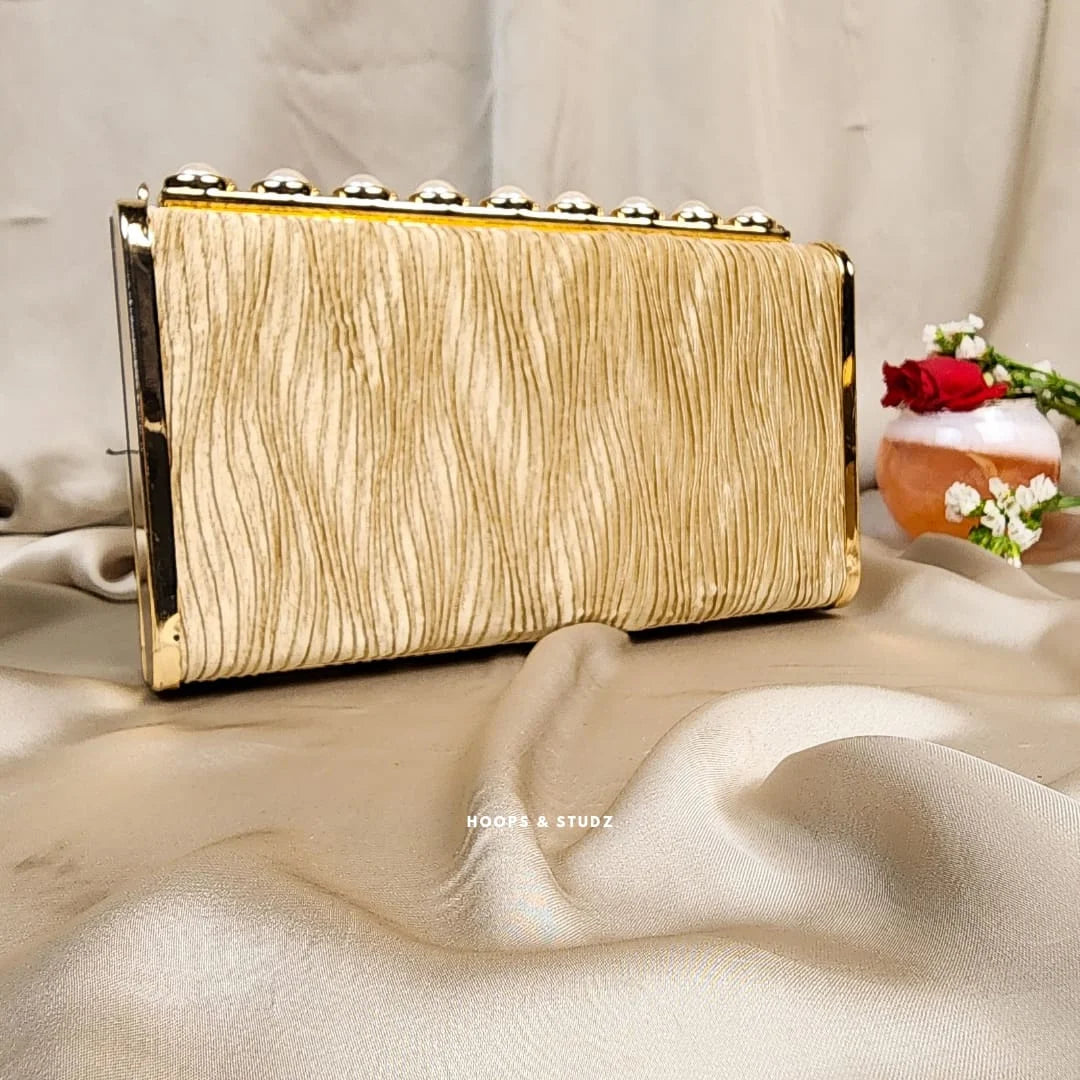 Anastasia Clutch Purse- Cream