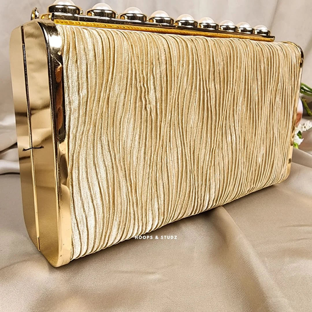 Anastasia Clutch Purse- Cream