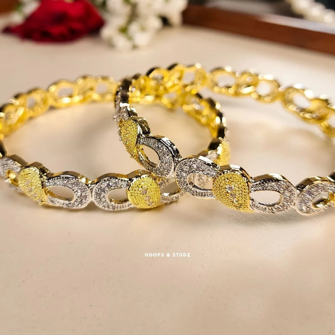 Mehr Gold Silver Bangles