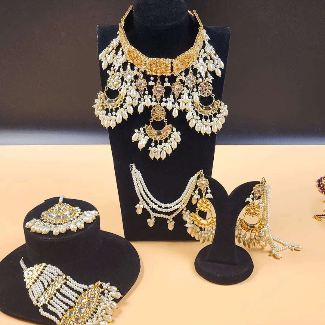 Maheer- Kundan Bridal Set