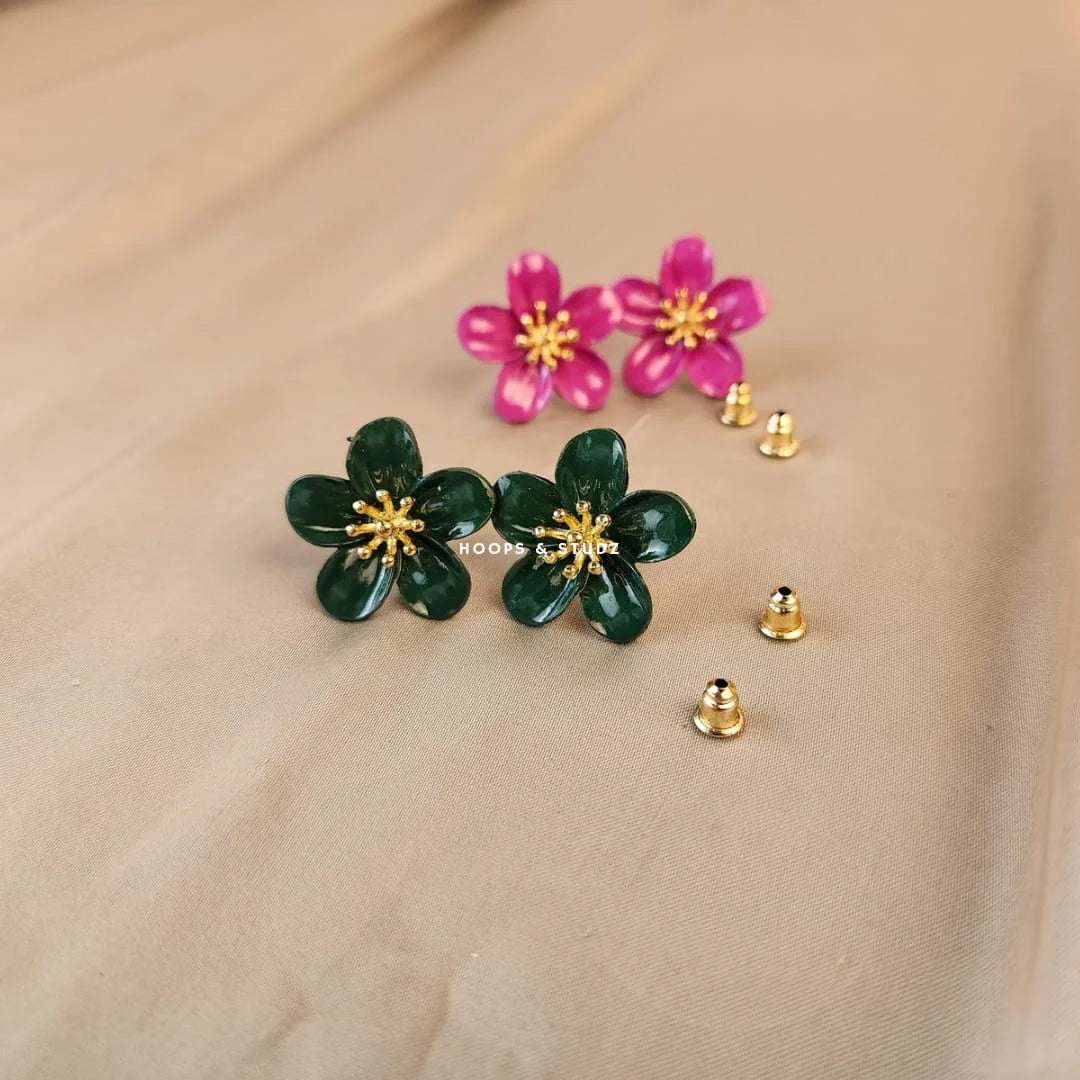 Flower Studs Earrings - Green