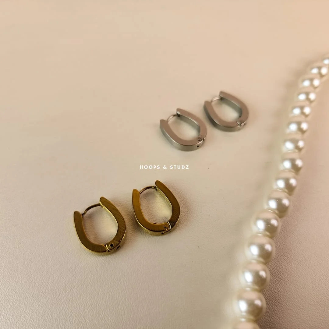 D Hoop Earrings - Silver