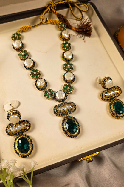 Dur e Shehwar MOP Choker Jewelry Set - Green & White