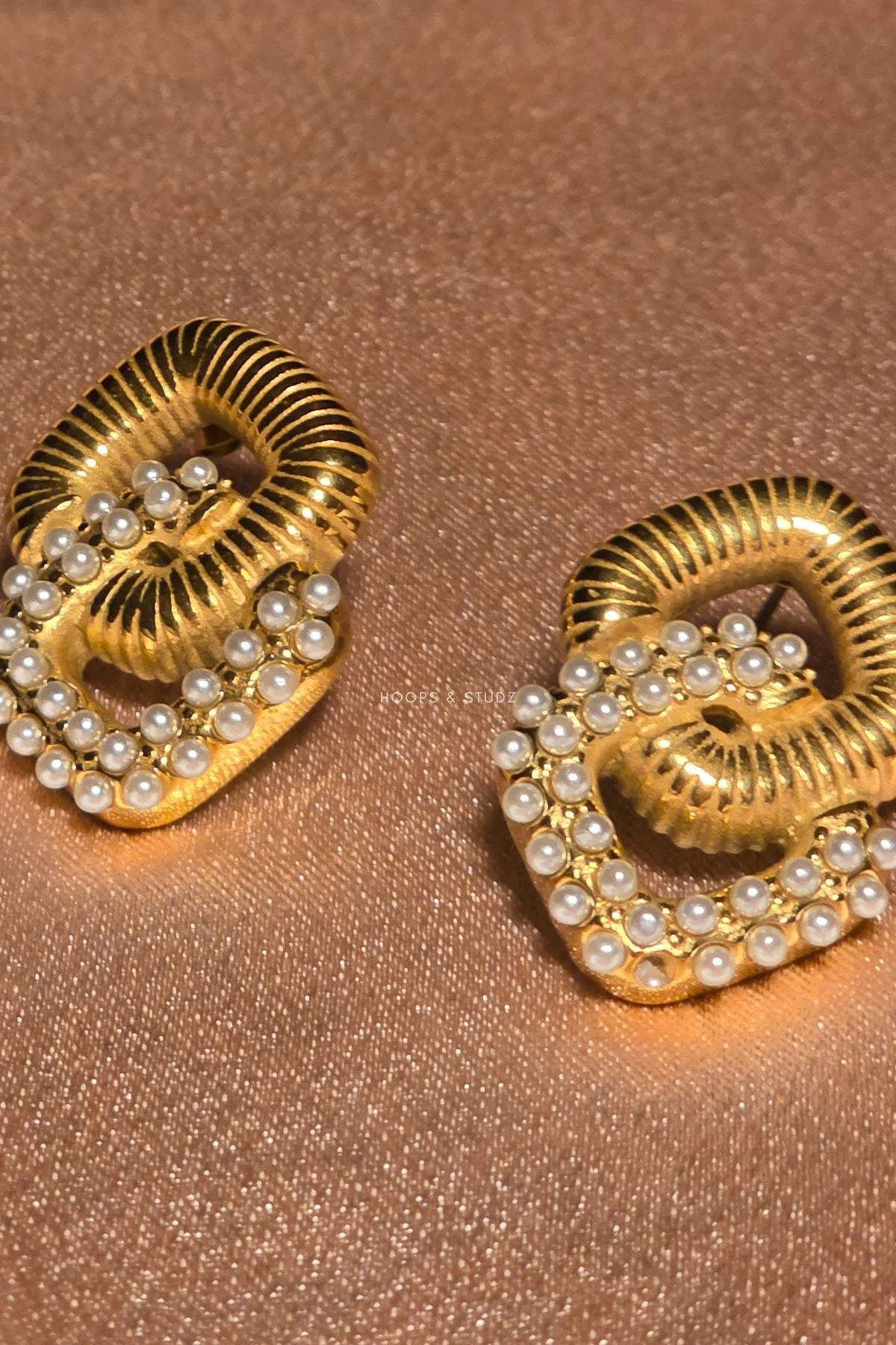 Pearly Loops Earrings Stainless Steel