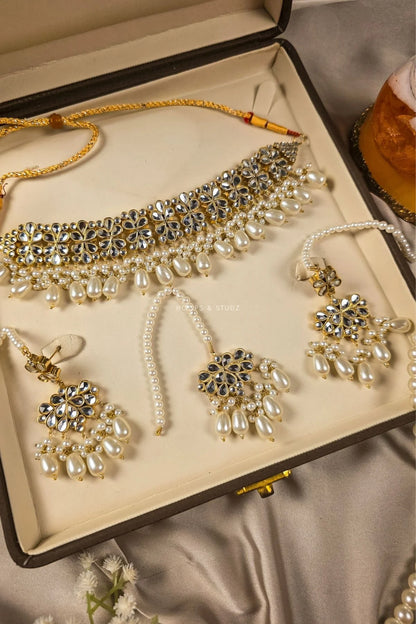 Zareen Polki Choker Jewelry Set