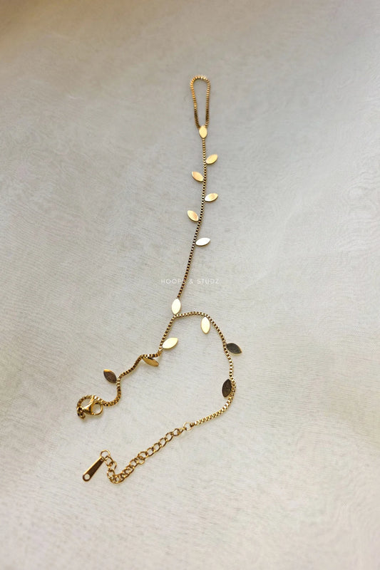 Leafy Ringlet Hand Chain