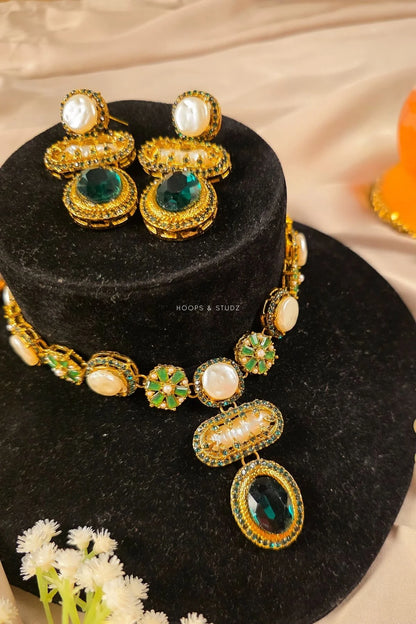 Dur e Shehwar MOP Choker Jewelry Set - Green & White