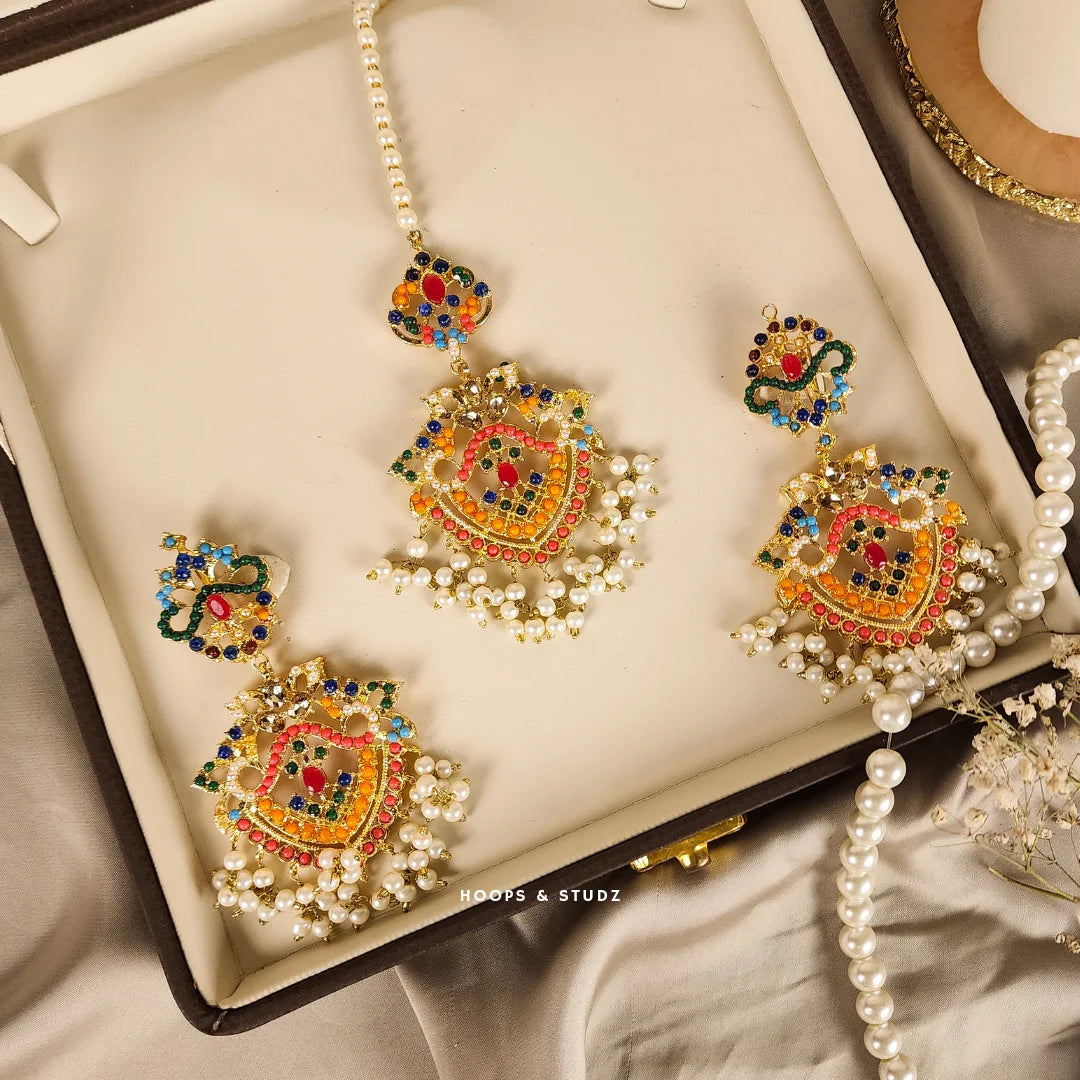Namrata Earrings/Teeka Set