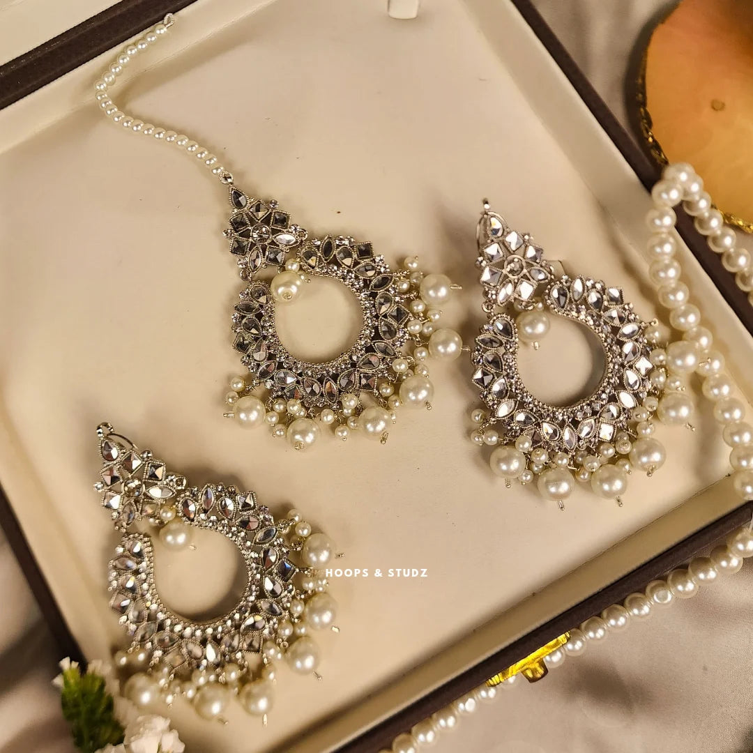 Pehlaash Earrings Teeka Set