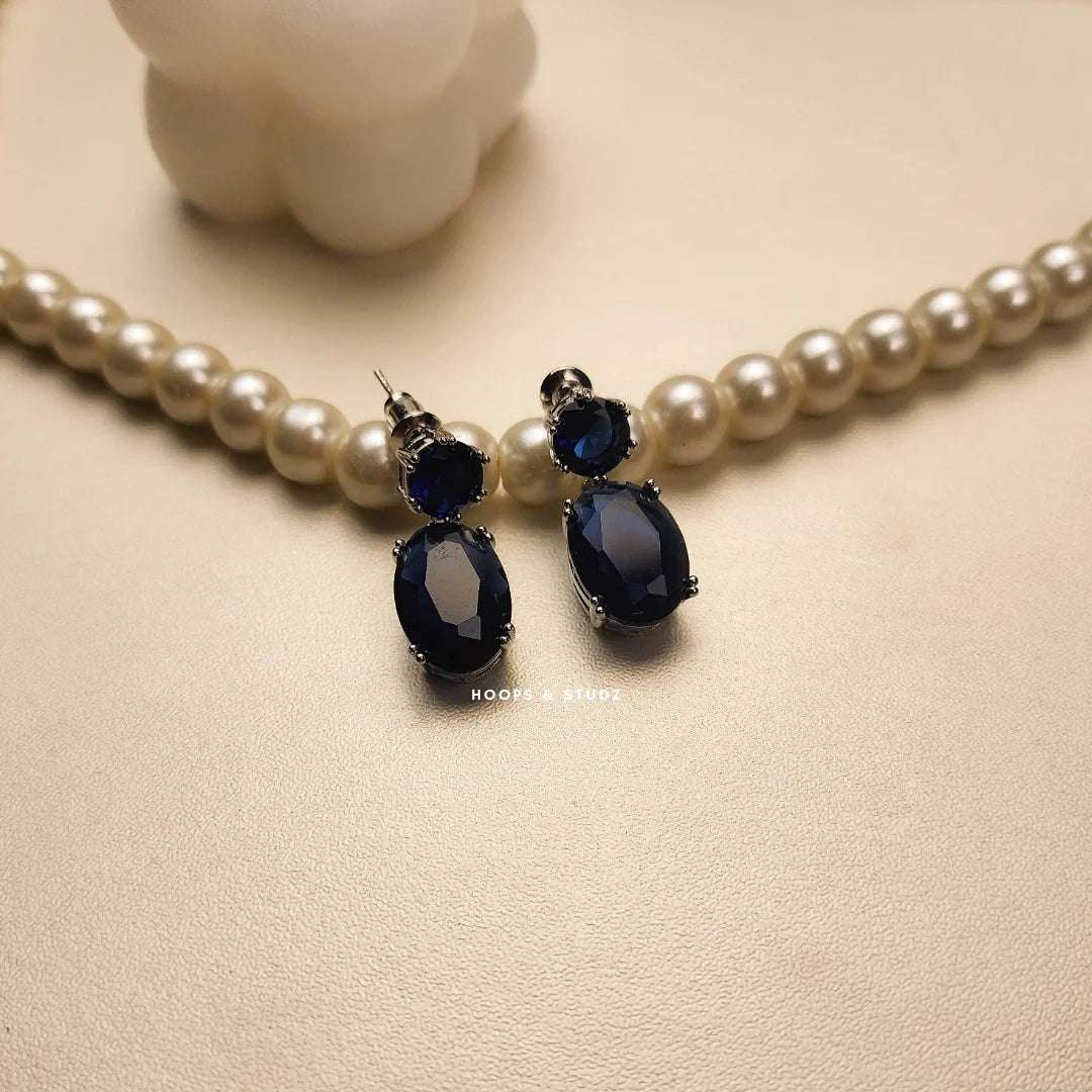 Apalla Droplet earrings