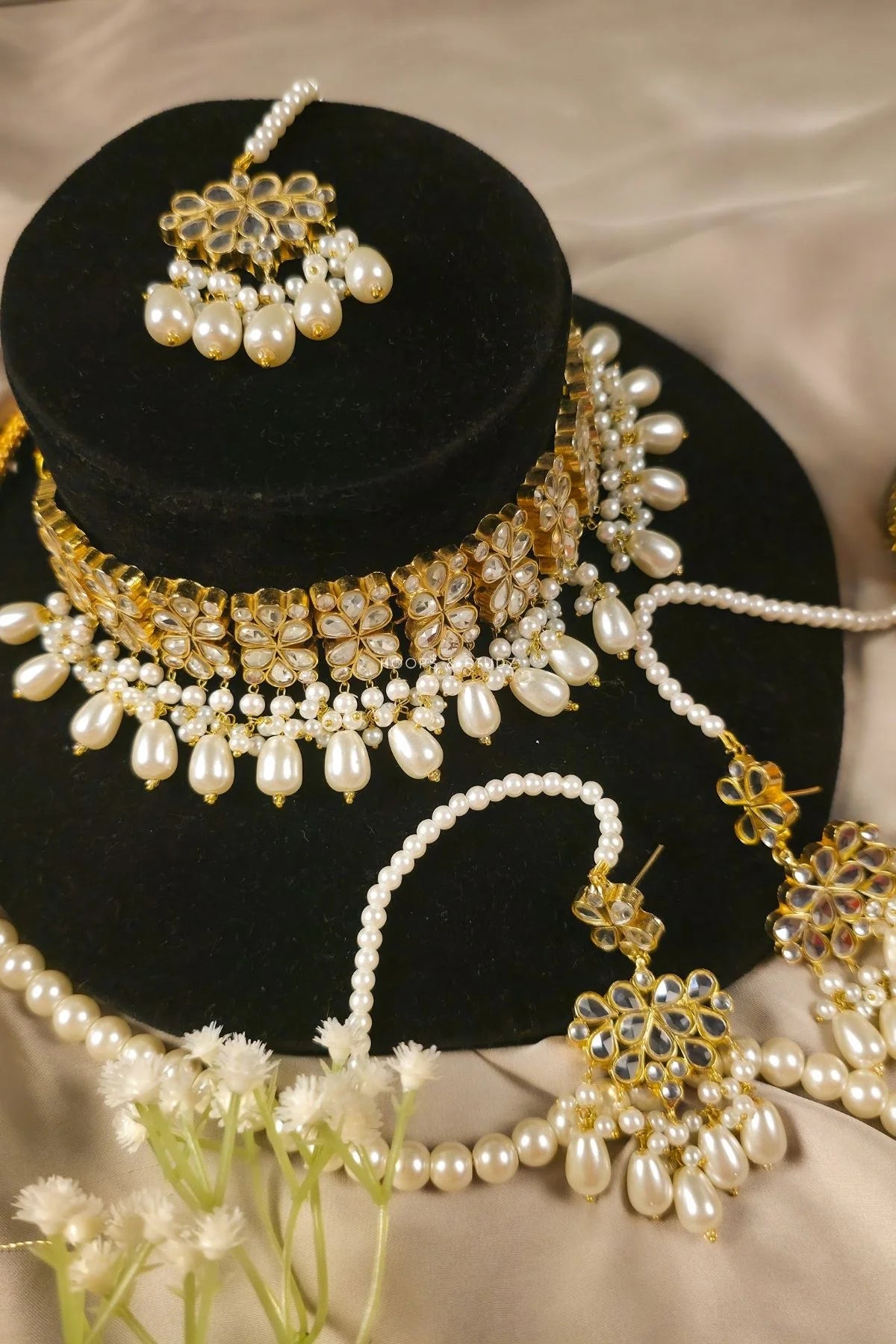 Zareen Polki Choker Jewelry Set