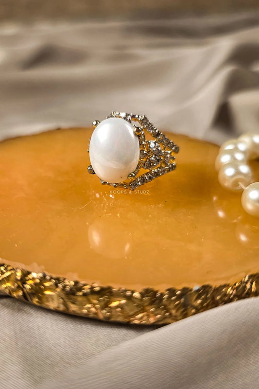 Chandni Cabochon Ring