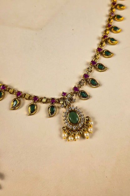 Afiyaa South Indian Necklace Set
