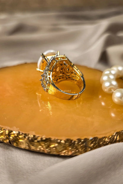 Chandni Cabochon Ring