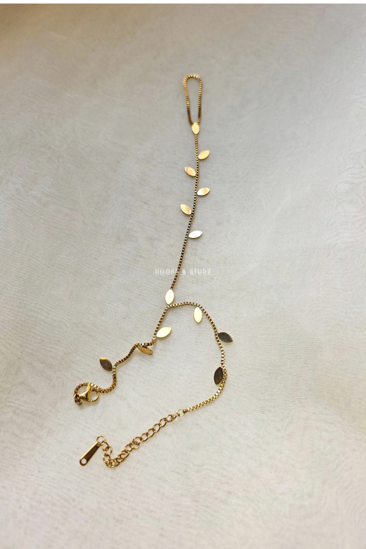 Leafy Ringlet Hand Chain