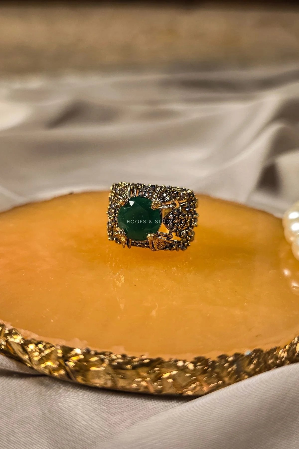 Almas Vintage Stone Ring