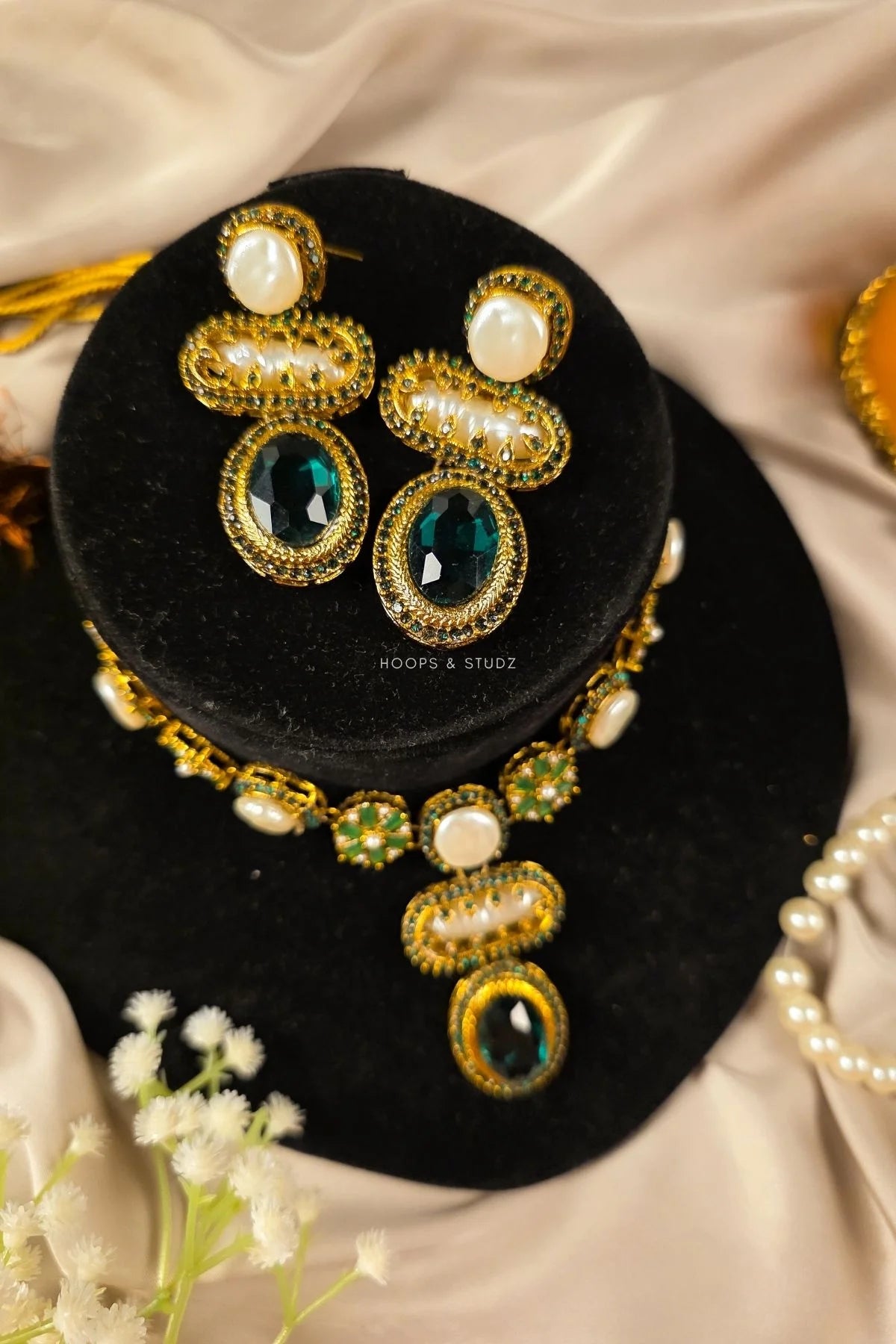 Dur e Shehwar MOP Choker Jewelry Set - Green & White