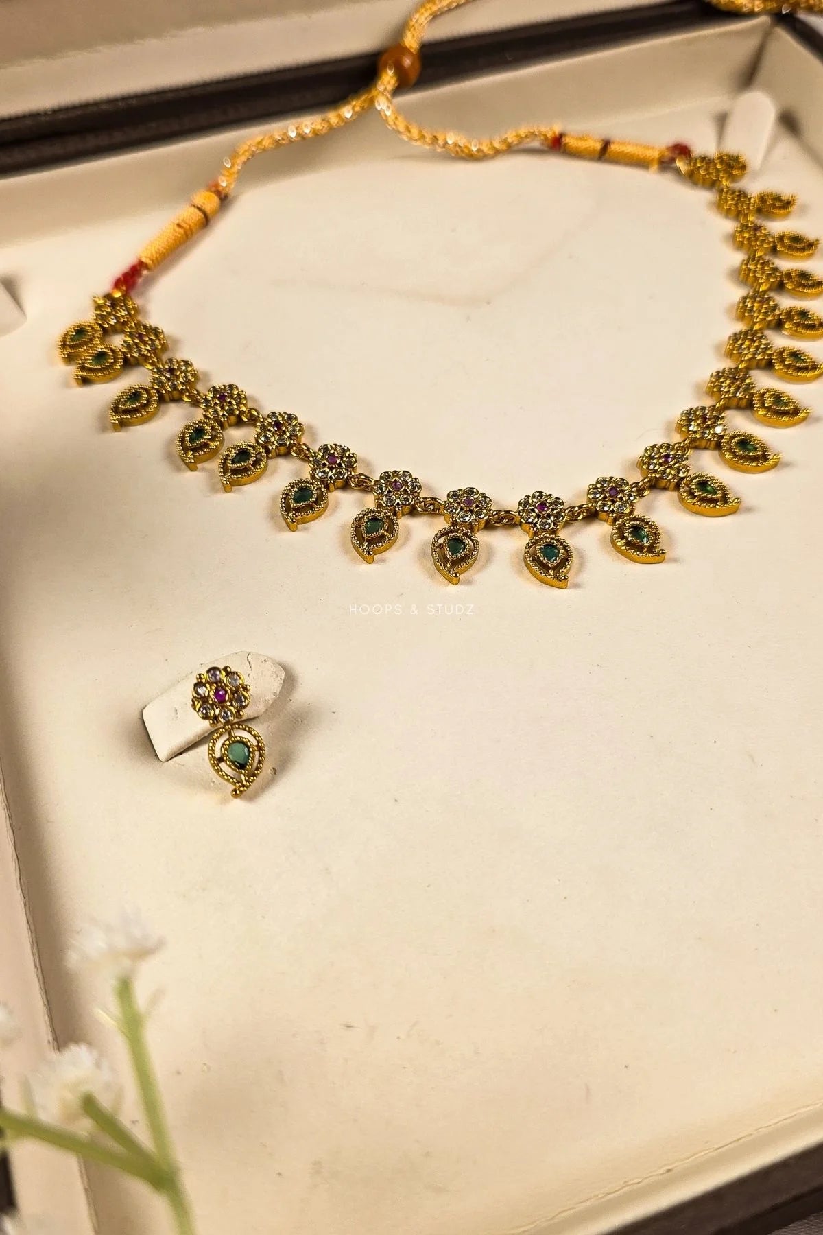 Fyhaa Kundan Jewelry Set