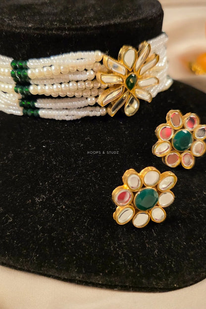 Phool Kundan Choker Jewelry Set- Green and White