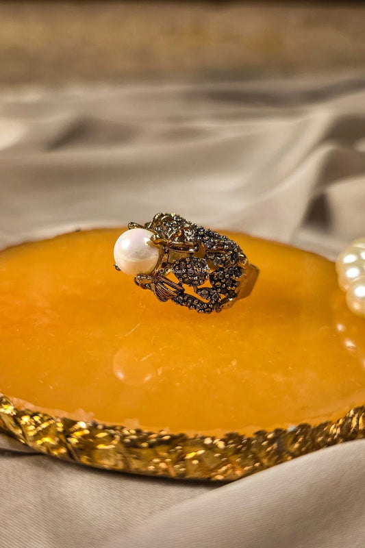 Almas Vintage Stone Ring- Pearl