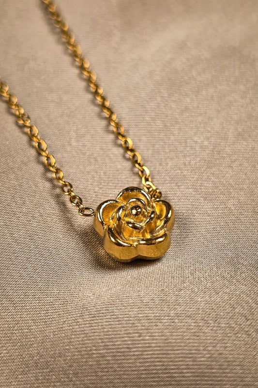 Flower Pendant Necklace