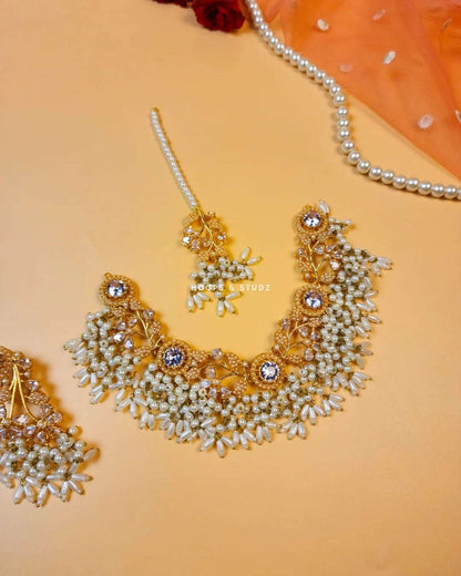 Laila kundan jewellery set