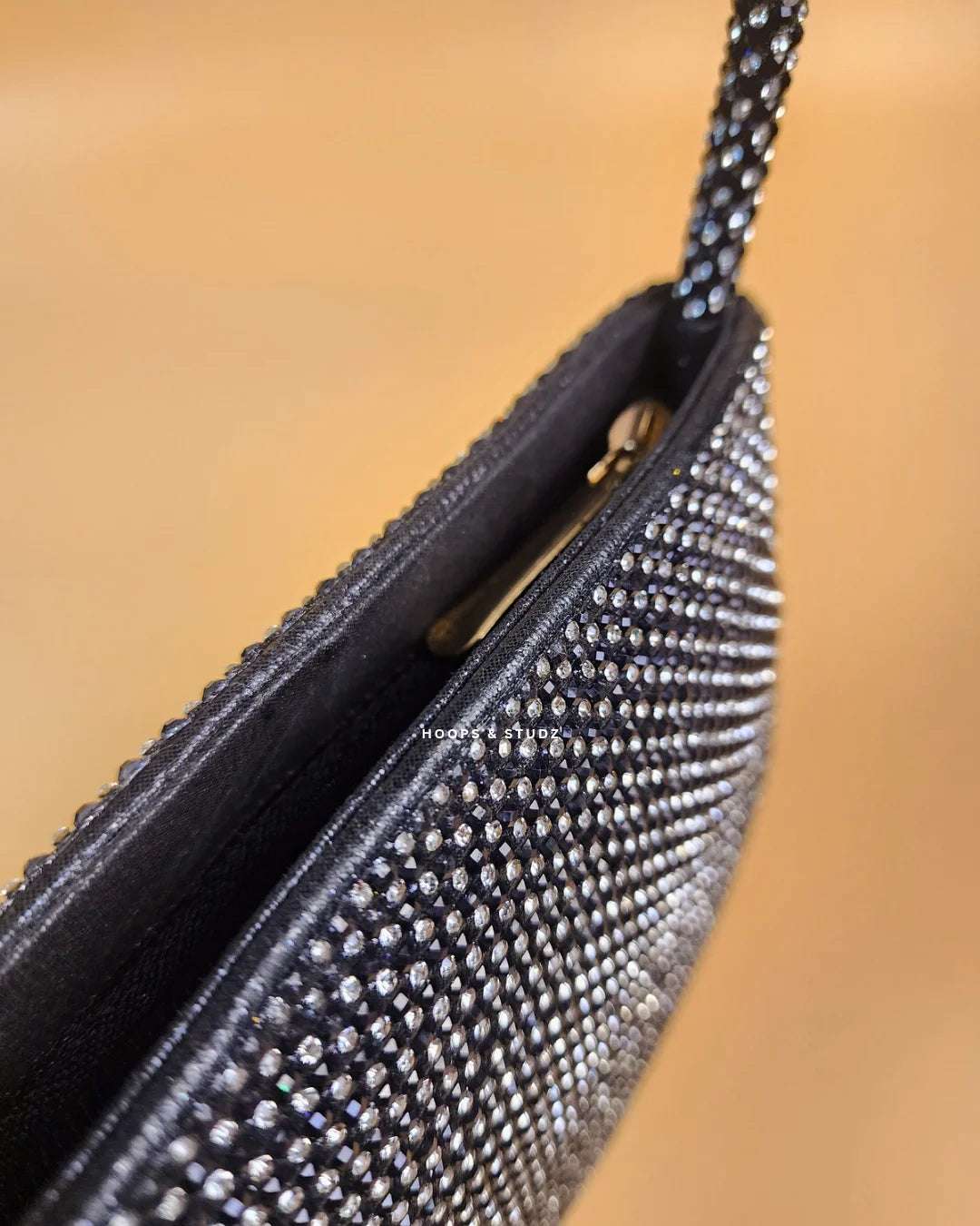 Susan Hand Bag - Black