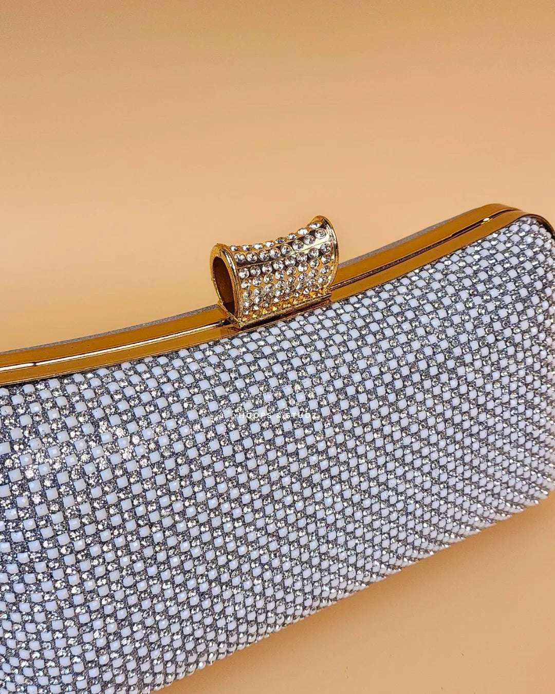 Lauran Grey Fancy Women Clutch