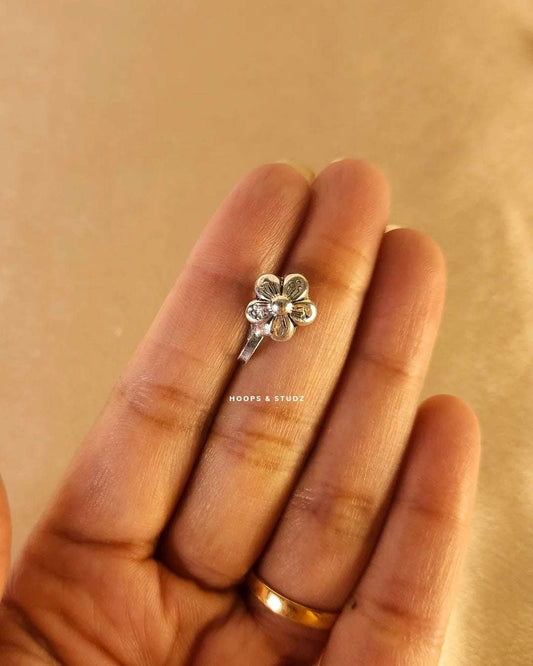 Non Pierced Nose Clip - D1