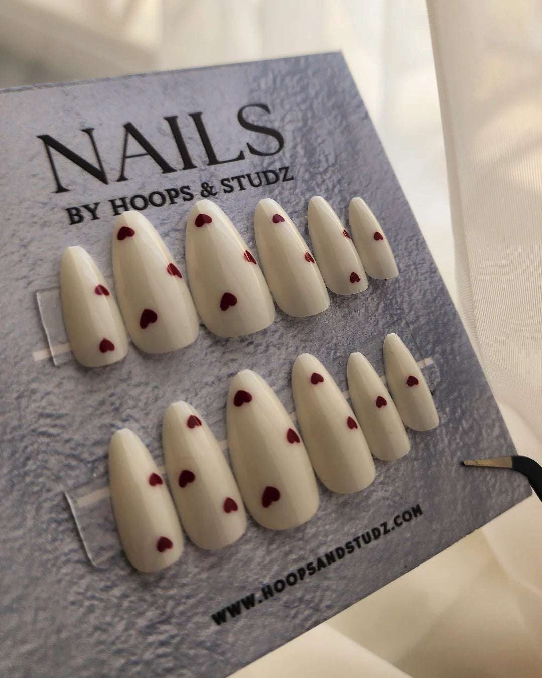 Graphics Almond Shape Press on Nails - N012