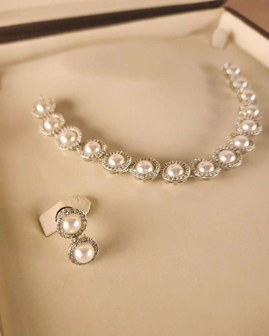 Seepi - Pearl & Zircon Choker Set
