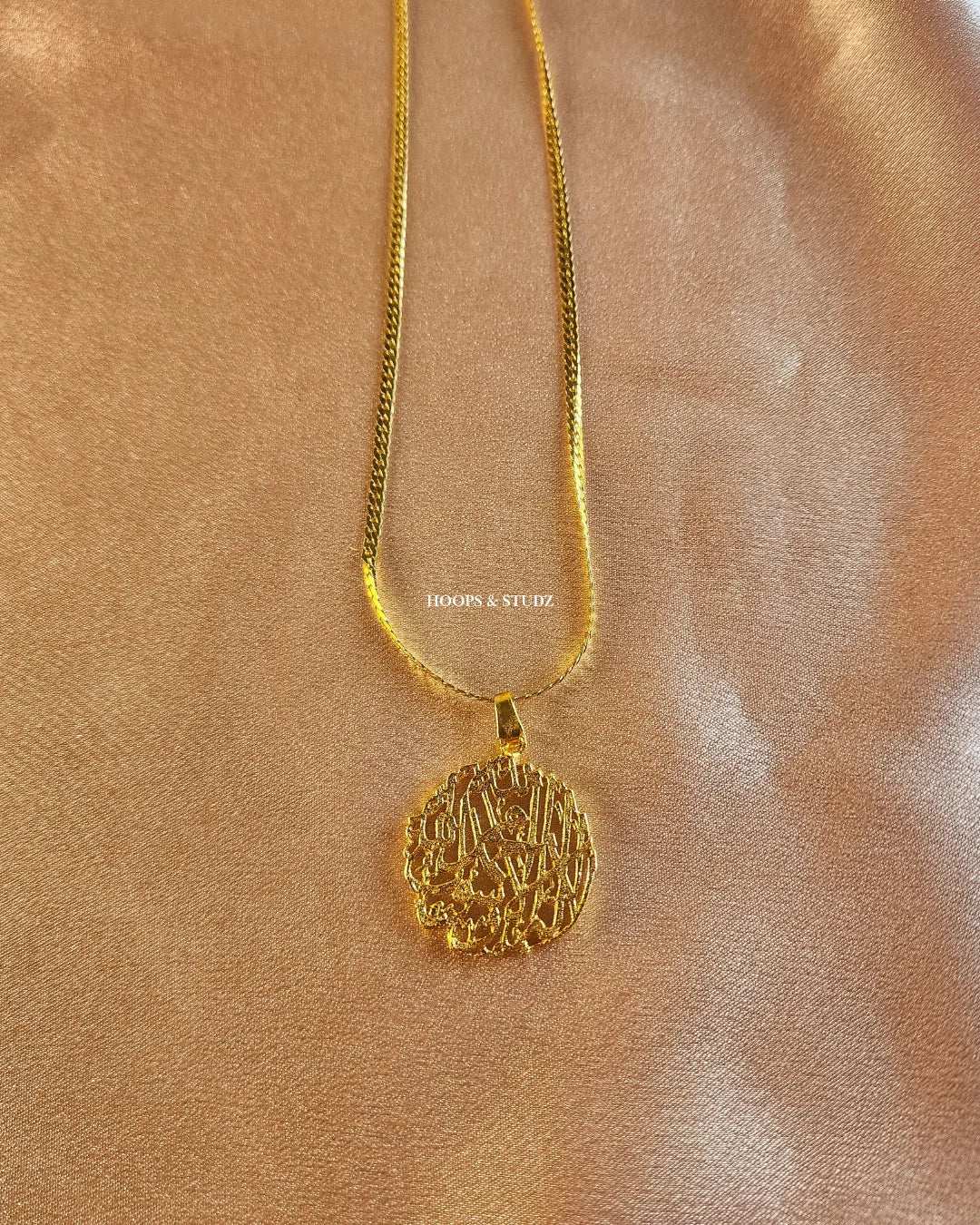 Calligraphy Pendant and Golden Chain
