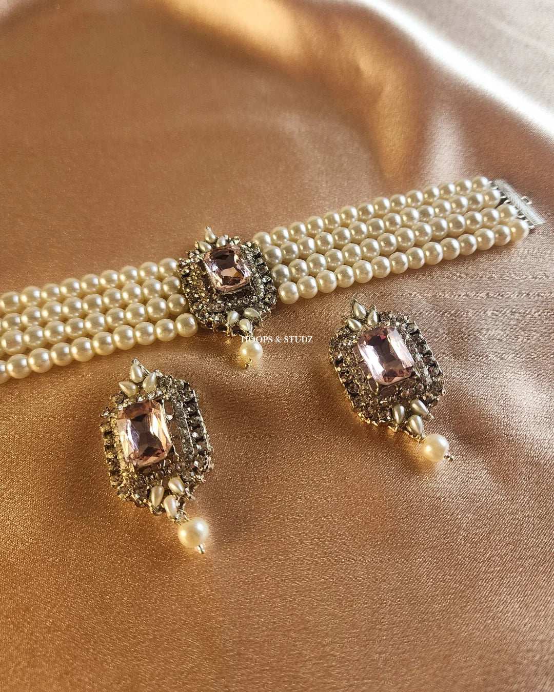 Palwasha Pearl Choker Jewelry Set