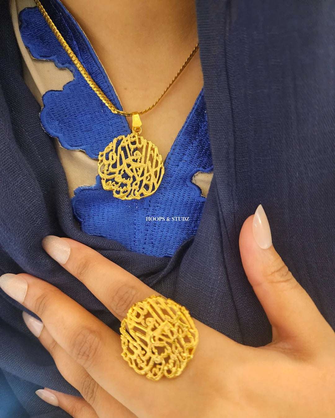 Calligraphy Pendant and Golden Chain
