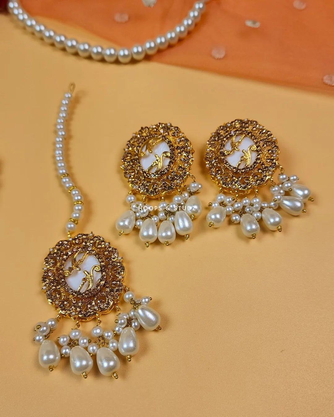Leena choker set