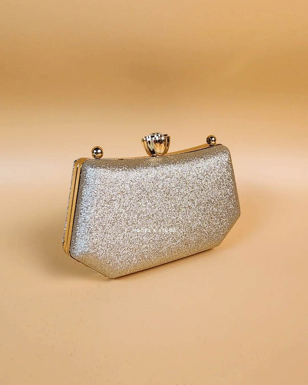 Donna Bridal Fancy Hand Clutch