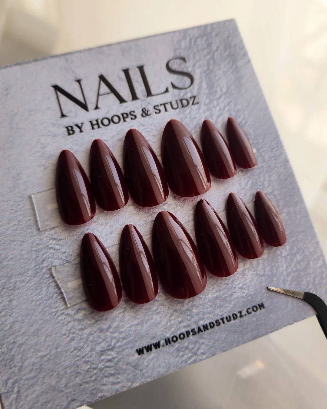 Glossy Almond Shape Burgundy Press on Nails - N008