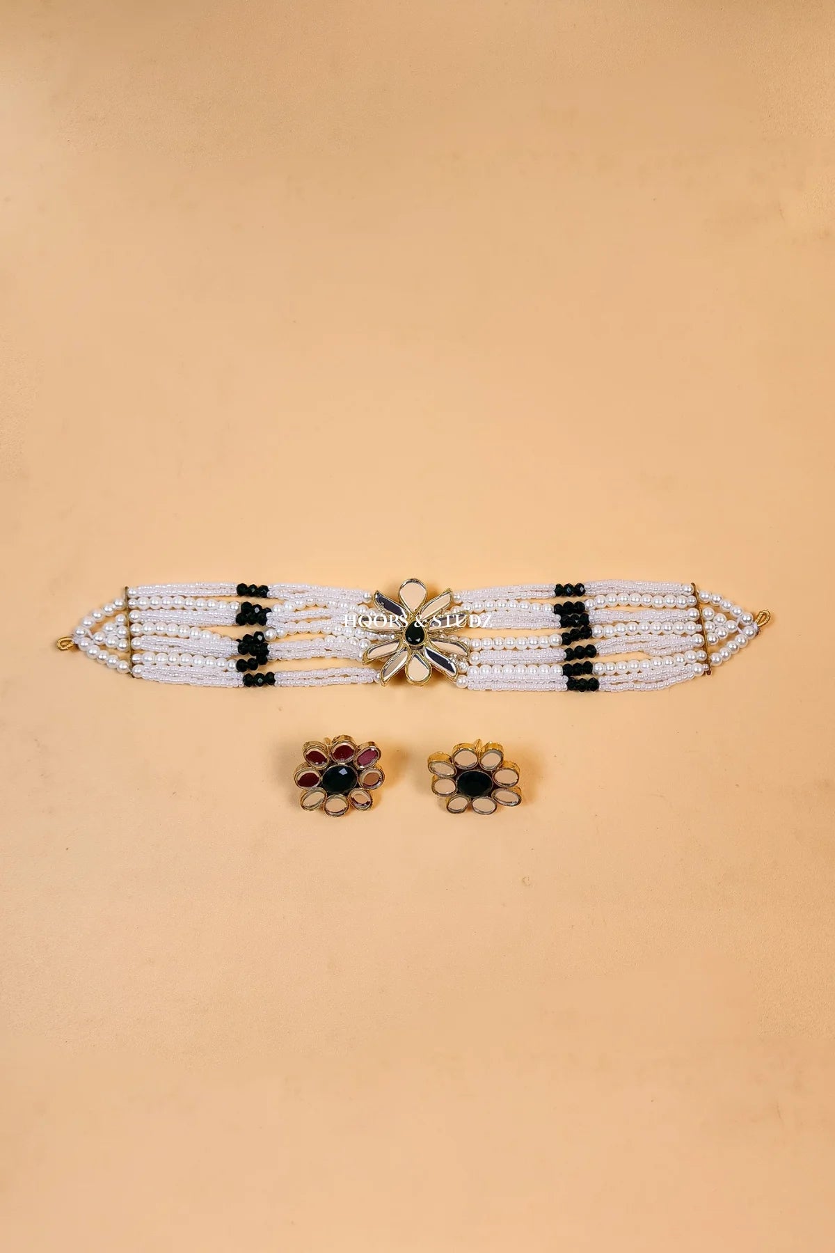 Phool Kundan Choker Jewelry Set- Green and White
