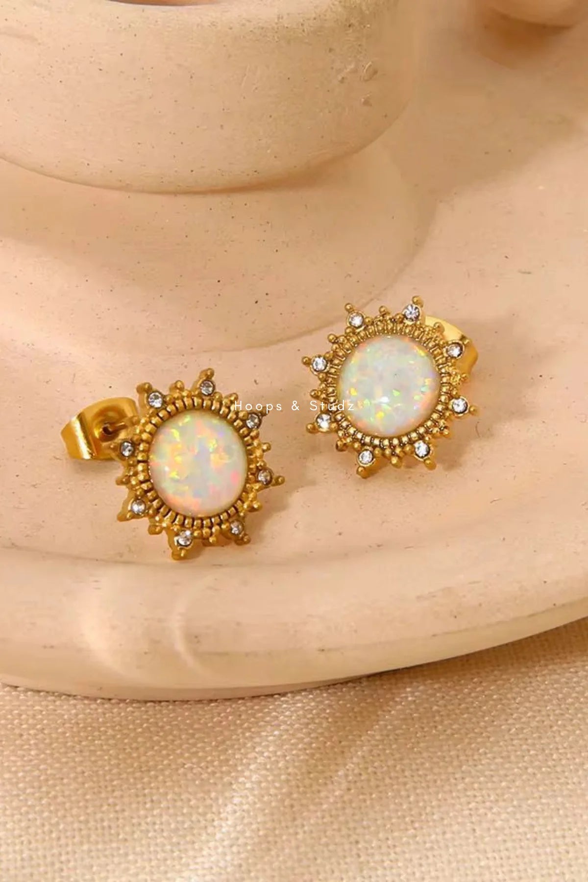 Galaxy Women Locket Set